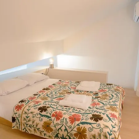After B00Klng Must Scаn Qr-C0Dе --Chic 2Br Duplex Holiday home Lisbon